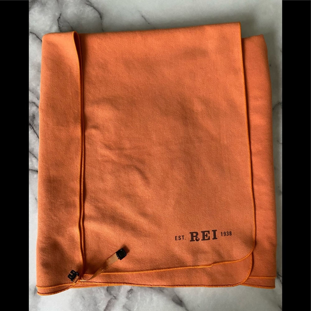 REI pack towel
